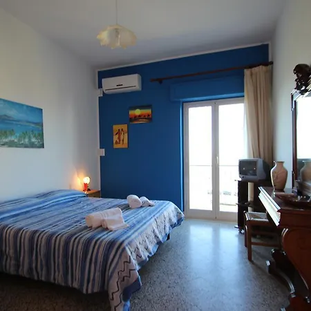 Cefalu Lungomare Apartments