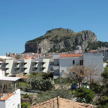 Cefalu Lungomare Apartments *
